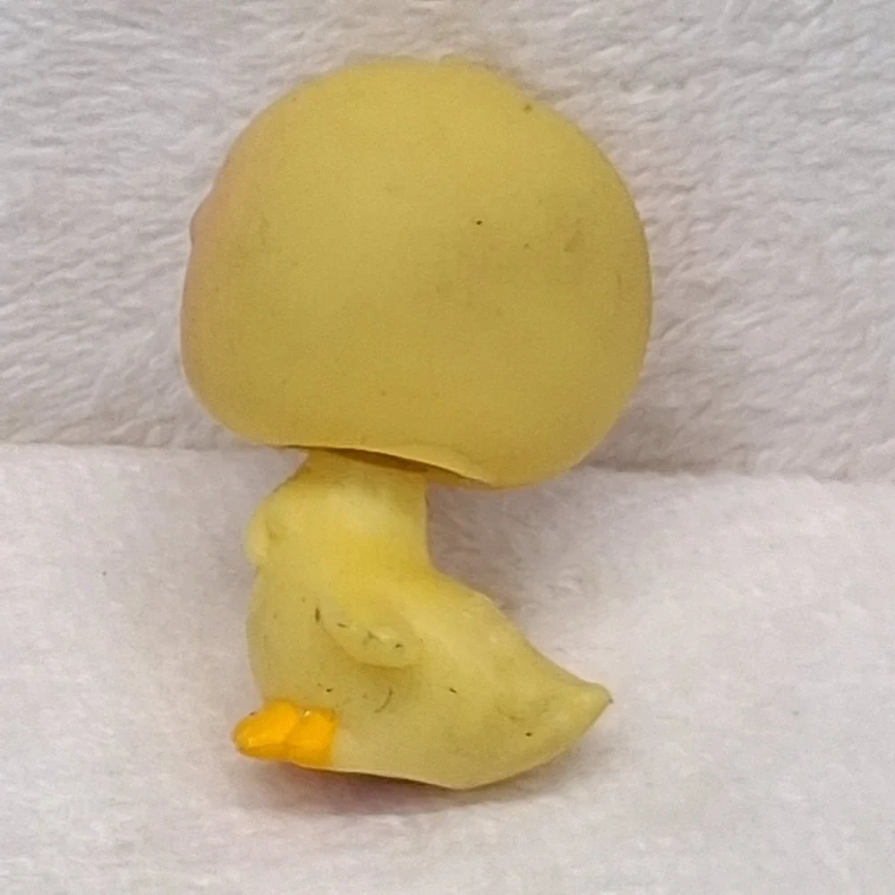 Littlest Pet Shop Yellow Chick #13 READ
